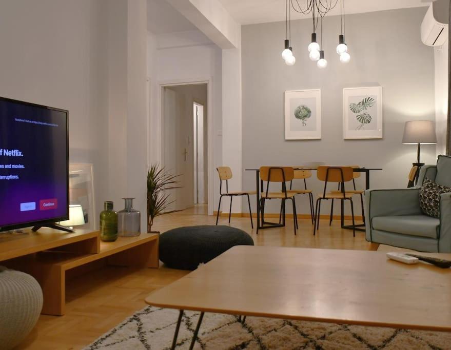 Appartamento Flat Near Acropolis Hill Atene Esterno foto